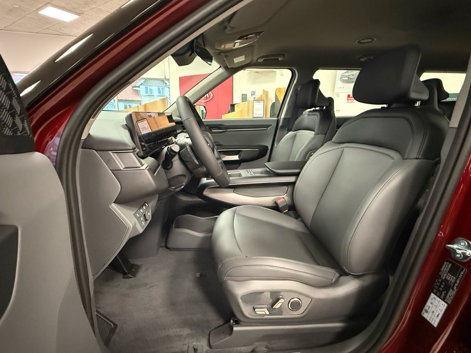 Kia EV9 76 Standard Range Upgrade RWD 7prs 5d