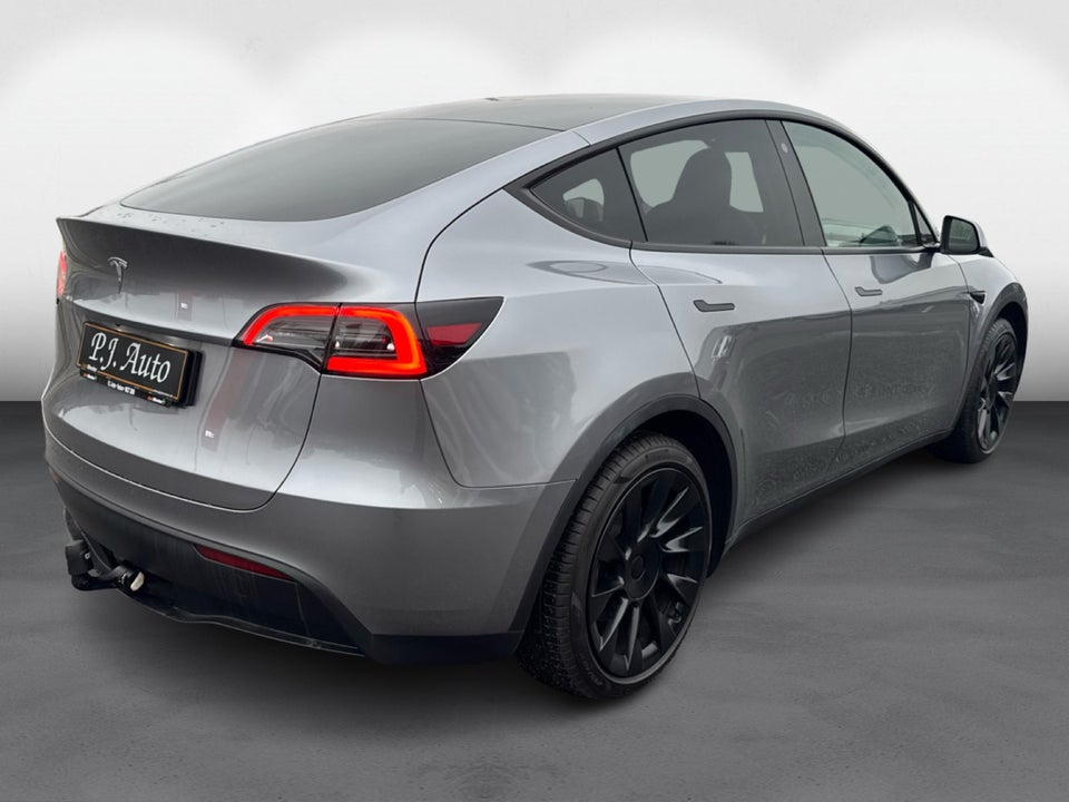 Tesla Model Y RWD 5d