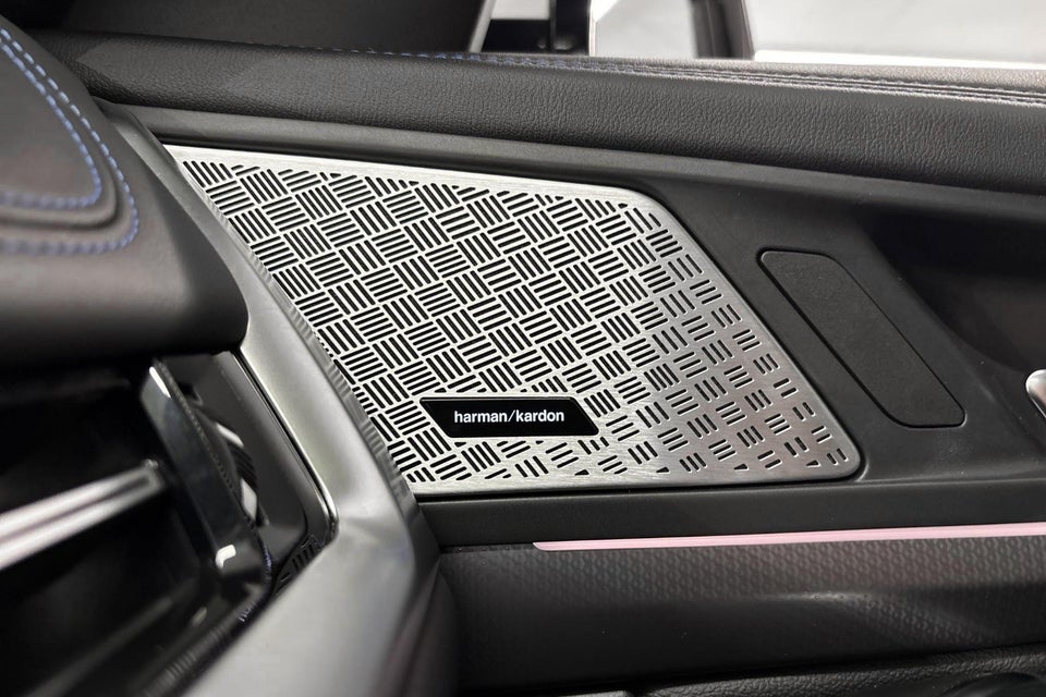 BMW iX1 xDrive30 M-Sport 5d