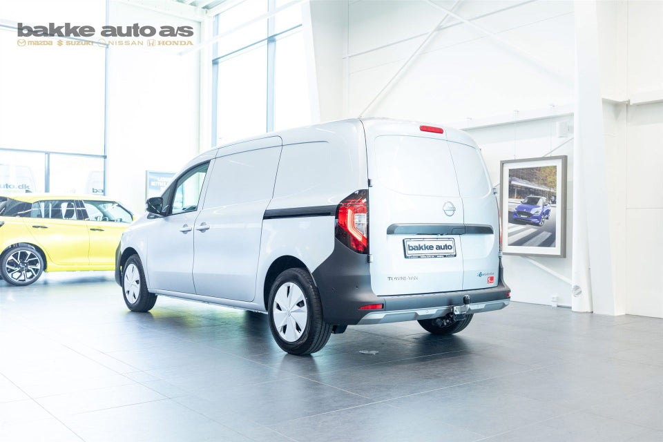 Nissan Townstar 45 N-Connecta L2H1