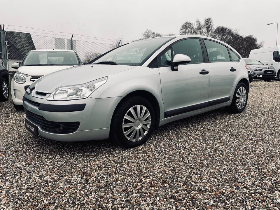 Citroën C4 1,6 16V 110 Prestige 5d