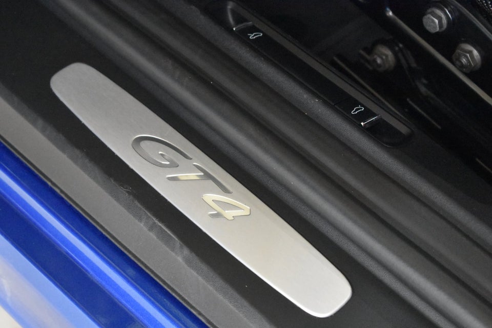 Porsche Cayman GT4 3,8  2d