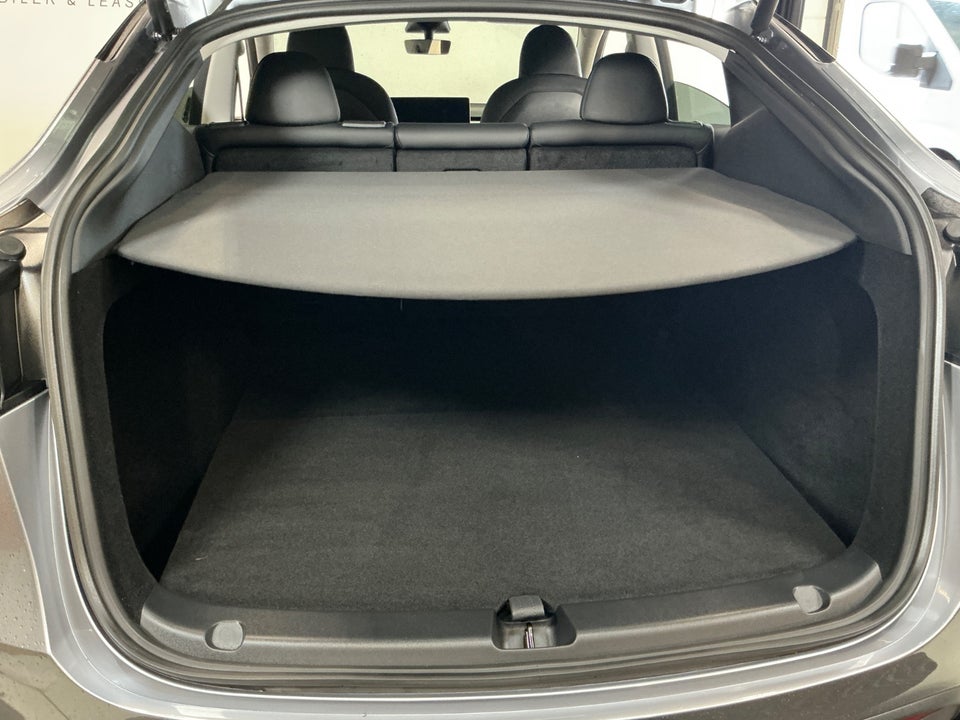 Tesla Model Y Long Range RWD 5d