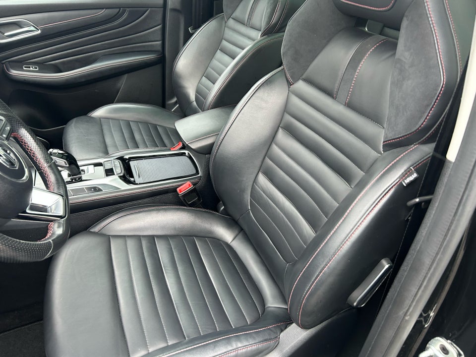 MG EHS 1,5 PHEV Luxury 5d