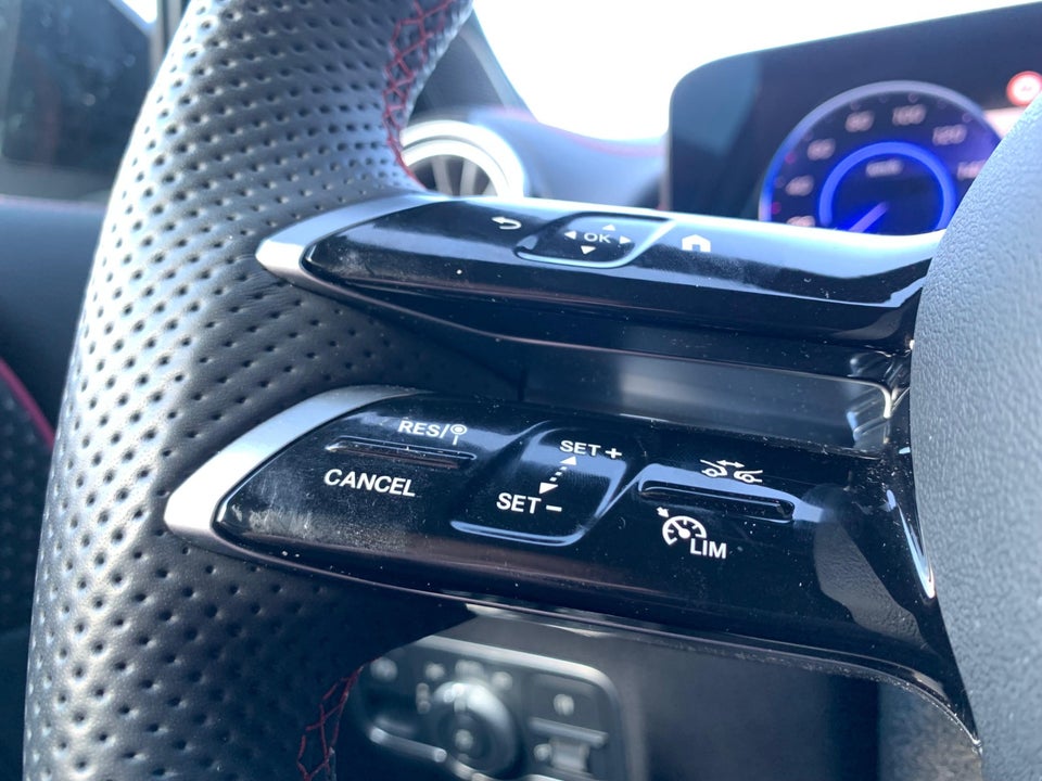 Mercedes EQB250+ AMG Advance 5d