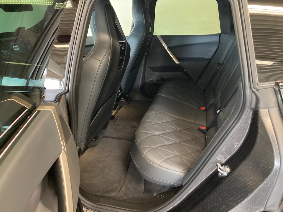 BMW iX xDrive40 Sport 5d