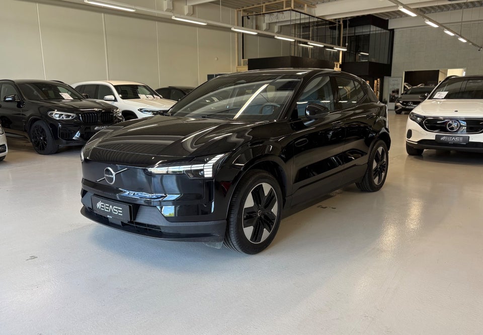 Volvo EX30 Extended Range Core 5d