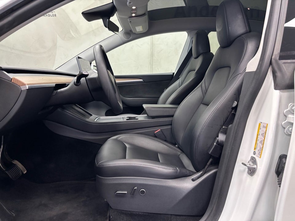 Tesla Model Y RWD 5d