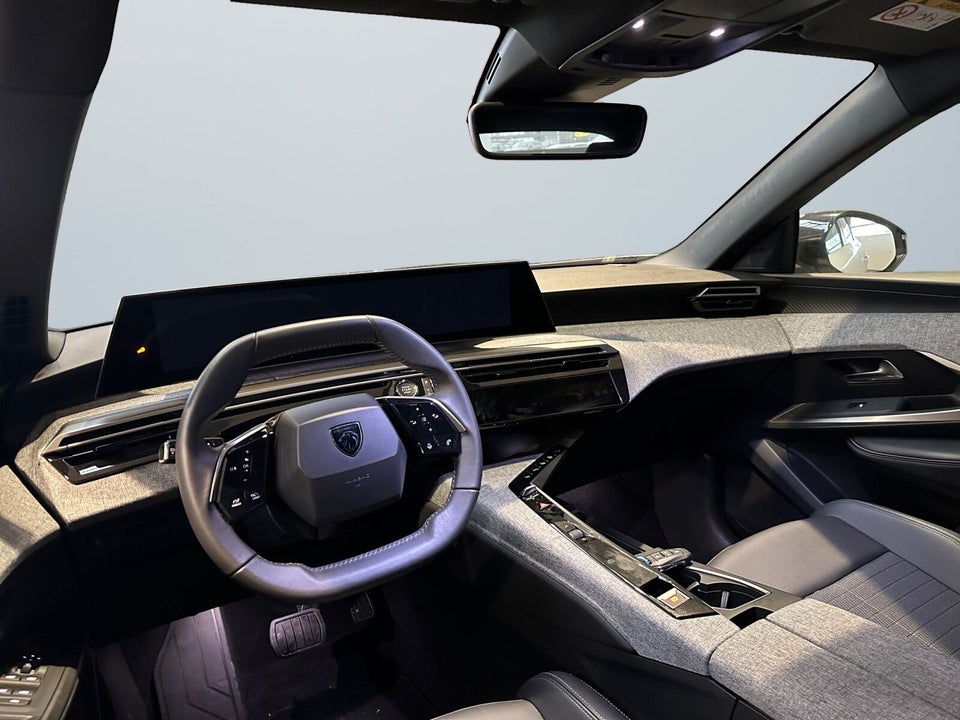 Peugeot e-3008 77 Allure 5d