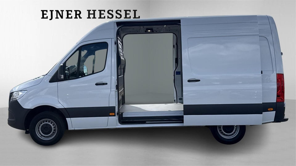 Mercedes Sprinter 317 2,0 CDi A2 Kassevogn PRO aut. RWD