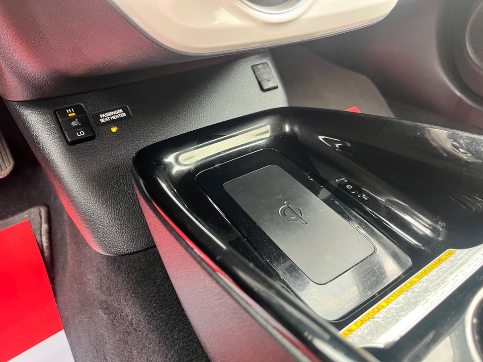 Toyota Prius 1,8 Plug-in Hybrid H4 MDS 5d