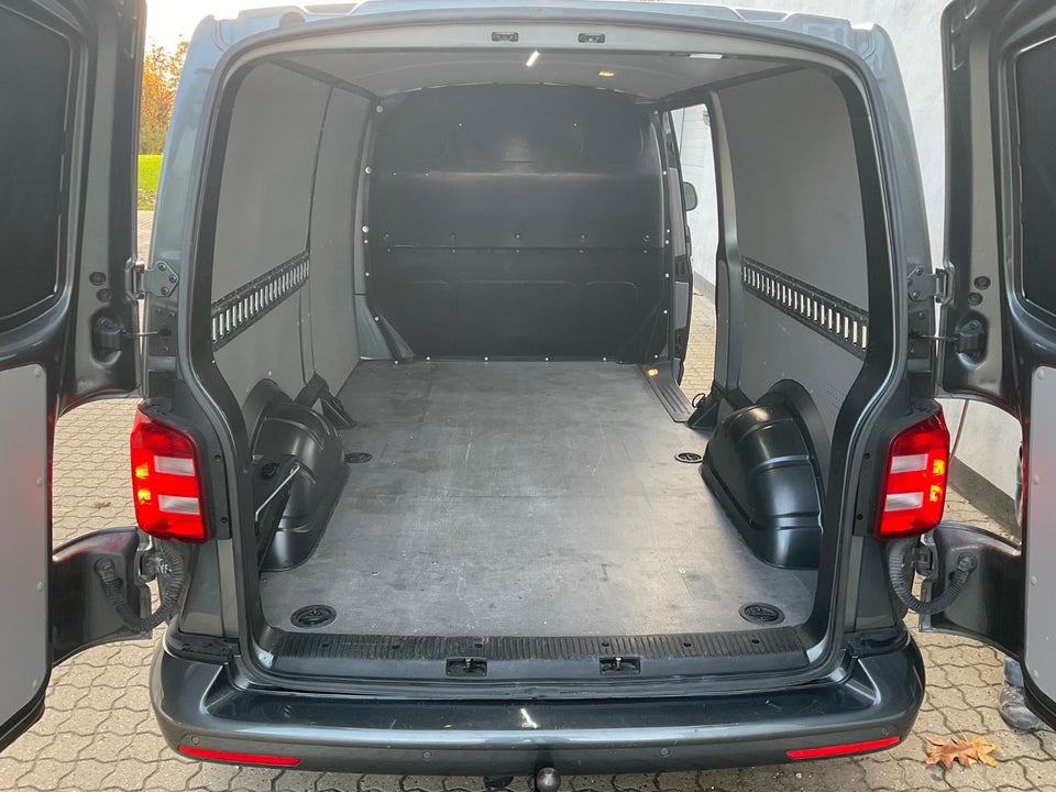 VW Transporter 2,0 TDi 150 Autotransporter DSG 2d