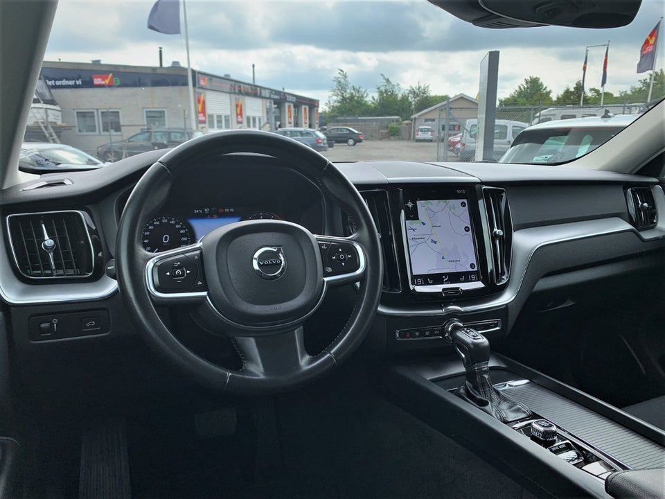 Volvo XC60 2,0 T4 190 Momentum aut. 5d