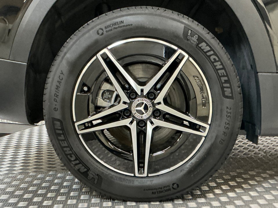 Mercedes EQB250+ AMG Line 5d