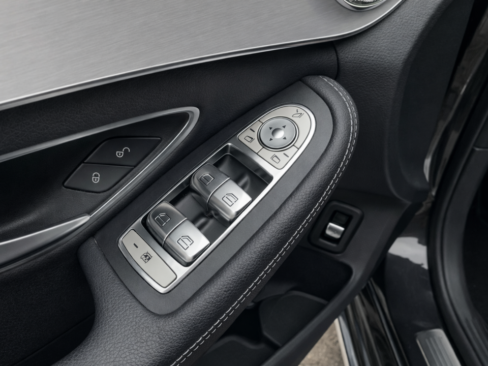 Mercedes C300 de 2,0 Avantgarde aut. 4d