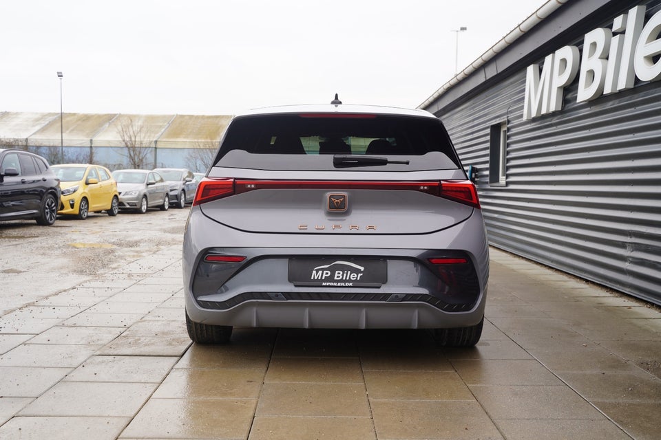 Cupra Born 58 e-Boost Dinamica Pack High 5d