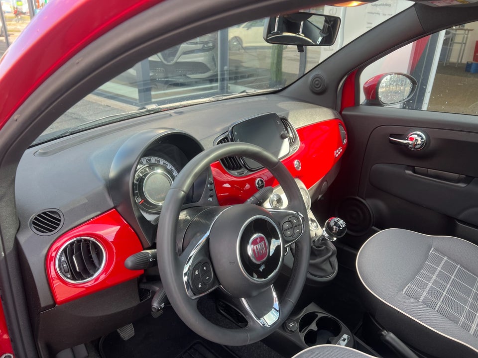 Fiat 500 1,0 Hybrid Lounge 3d