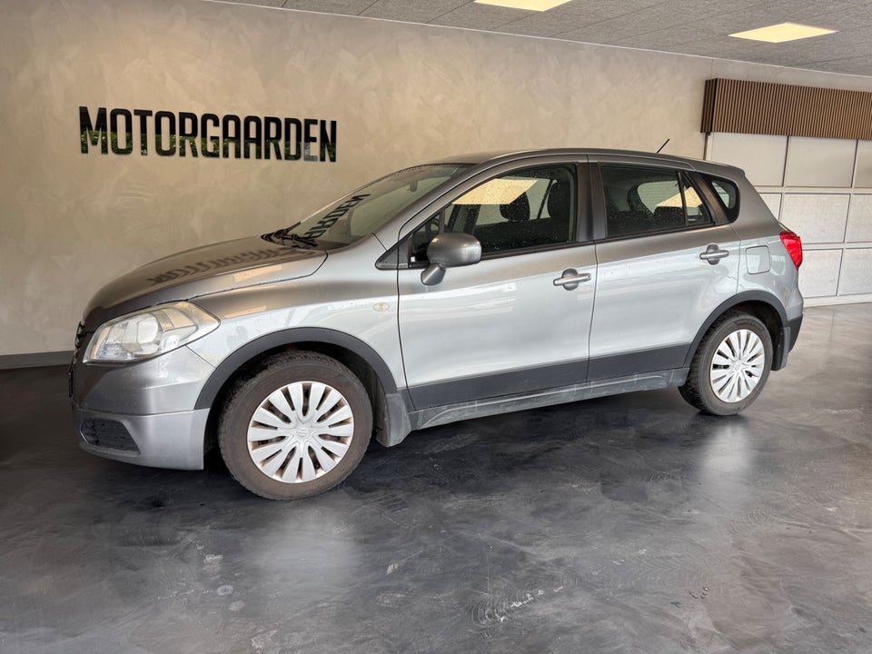 Suzuki S-Cross 1,6 Exclusive 5d