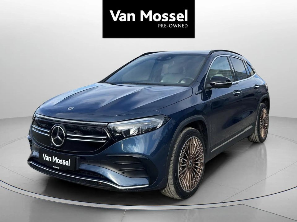 Mercedes EQA300 AMG Line Edition 1 4Matic 5d
