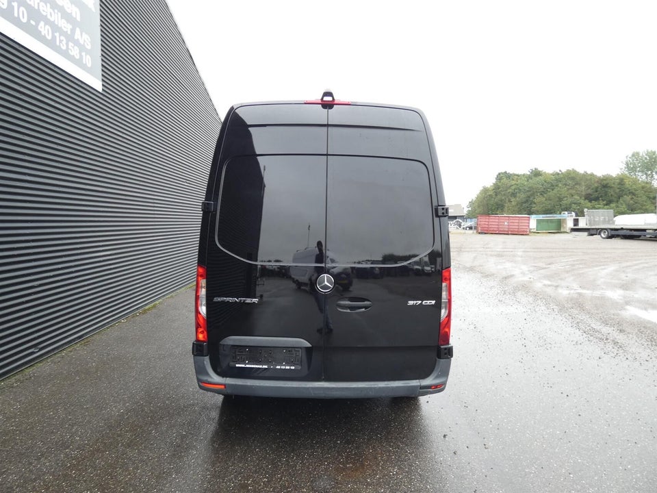 Mercedes Sprinter 317 2,0 CDi A2 Kassevogn aut. RWD
