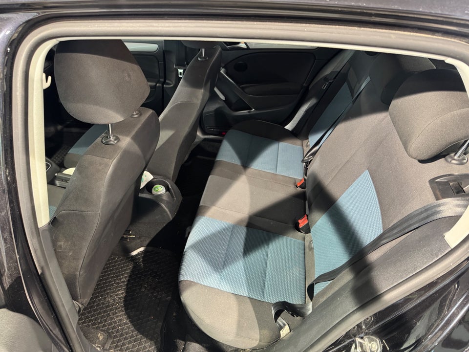 VW Golf VI 1,6 TDi 105 BlueMotion 5d