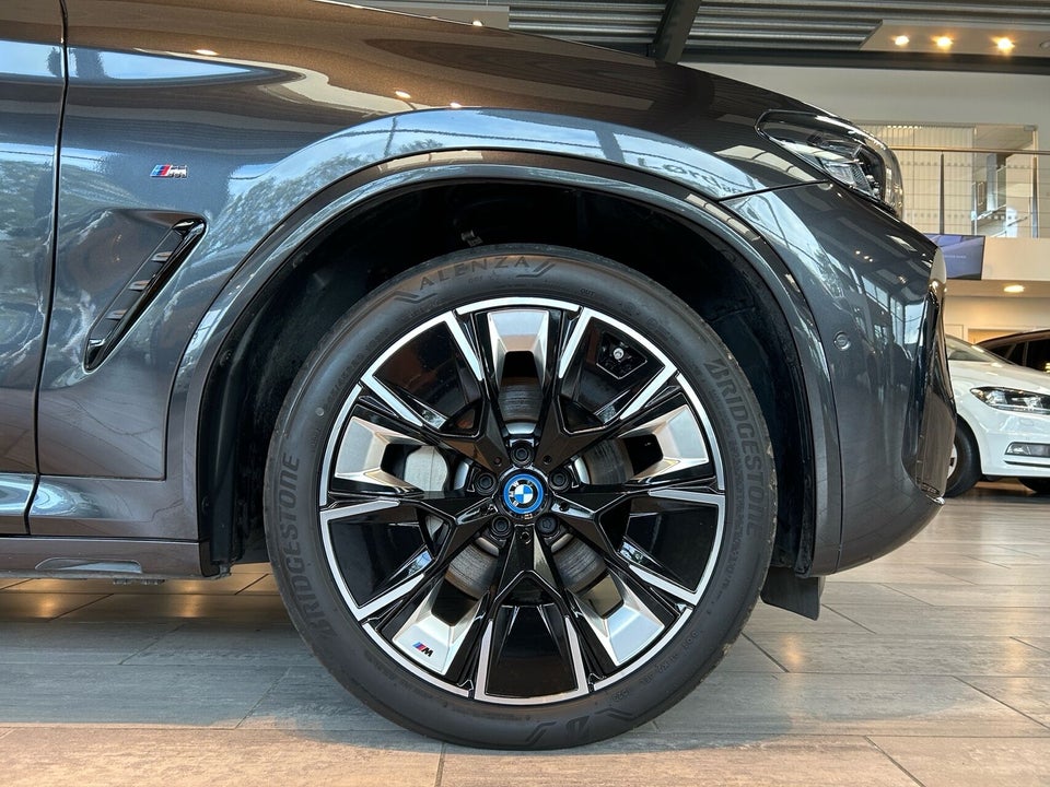 BMW iX3 Charged Plus M-Sport 5d