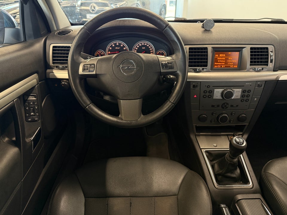Opel Vectra 1,8 16V 140 Elegance 5d