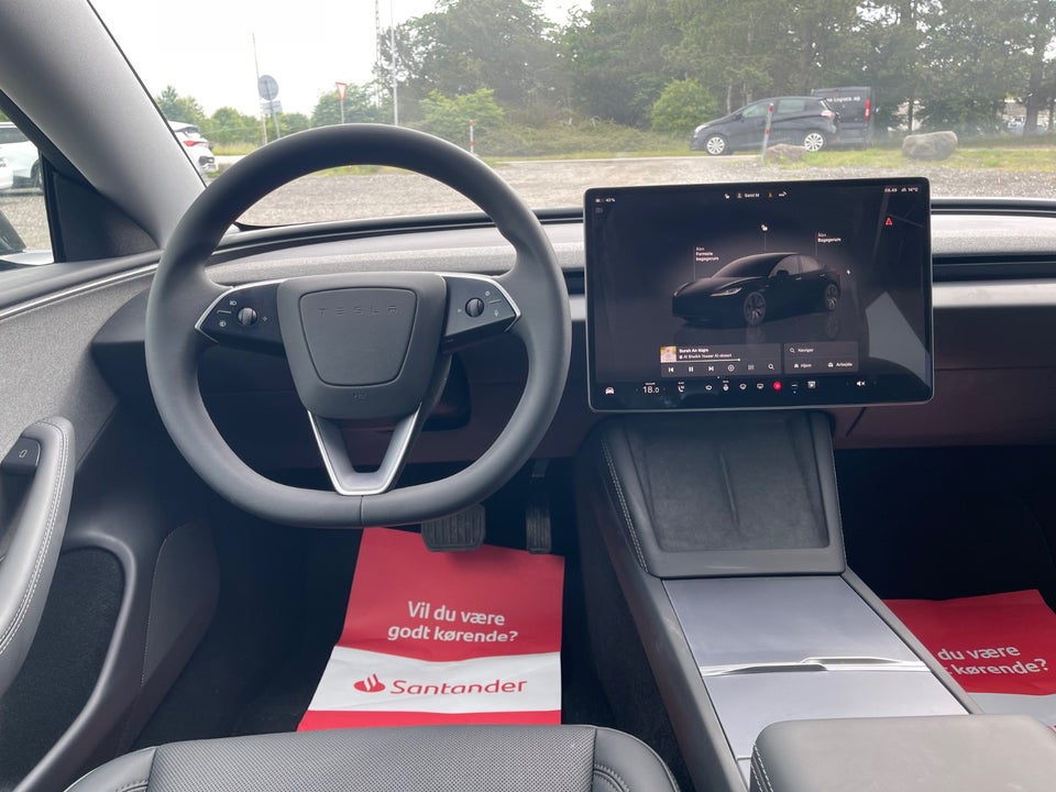 Tesla Model 3 RWD 4d