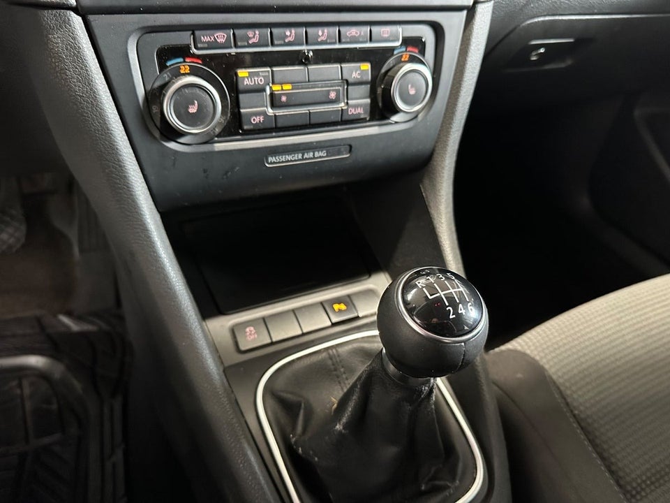 VW Golf VI 2,0 TDi 140 Comfortline Variant Van 5d