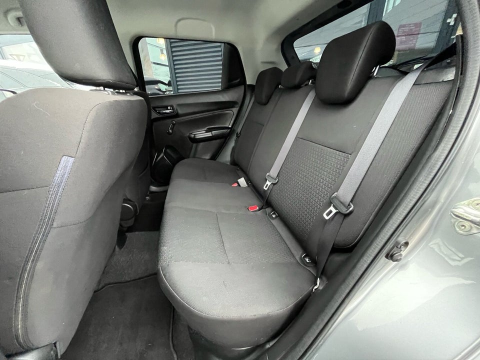 Suzuki Swift 1,2 Dualjet Club 5d