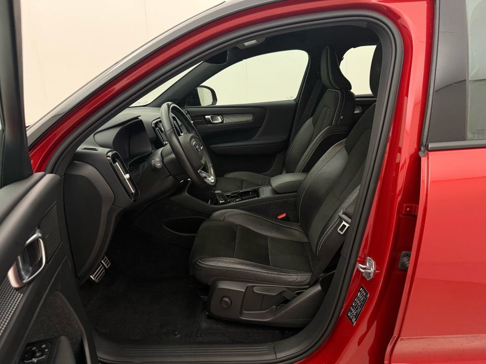 Volvo XC40 P8 ReCharge Twin R-Design 5d
