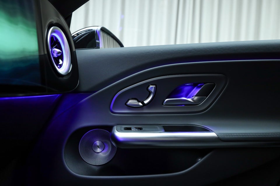 Mercedes CLA250+ electric Progressive Premium Plus 4d