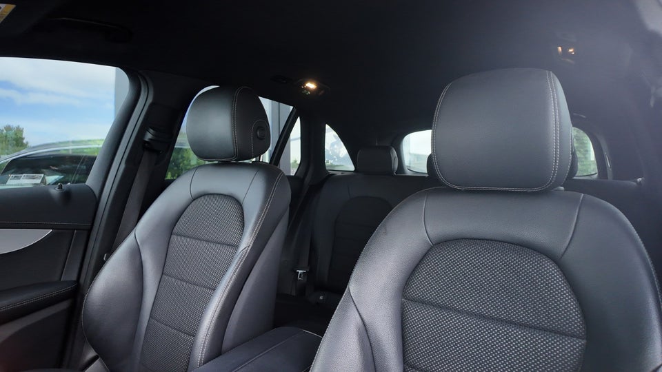 Mercedes GLC300 de 2,0 aut. 4Matic 5d