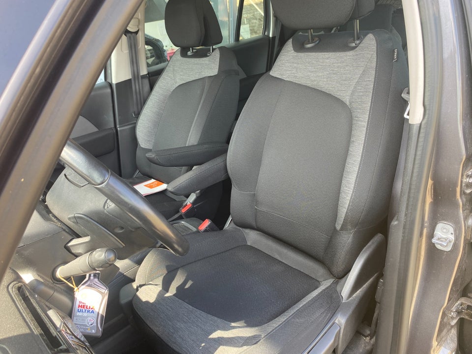 Citroën Grand C4 Picasso 1,6 BlueHDi 120 Iconic EAT6 7prs 5d