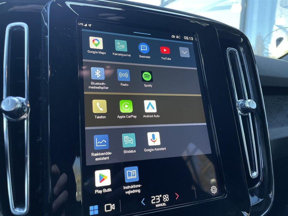 Volvo XC40 ReCharge Extended Range Core 5d