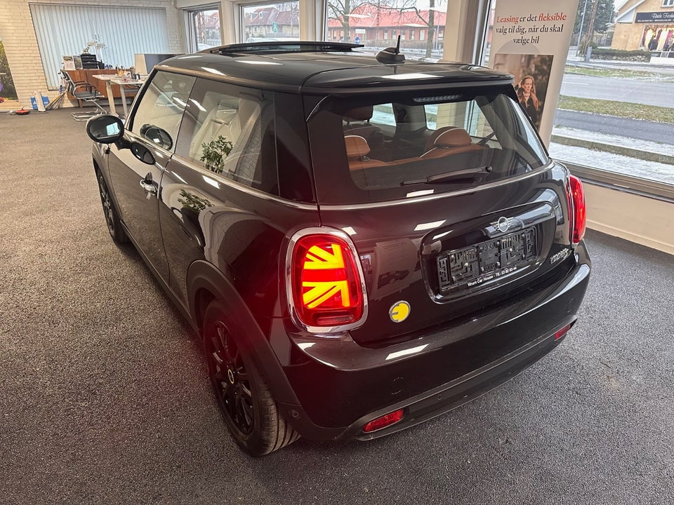 MINI Cooper SE Maximise 3d