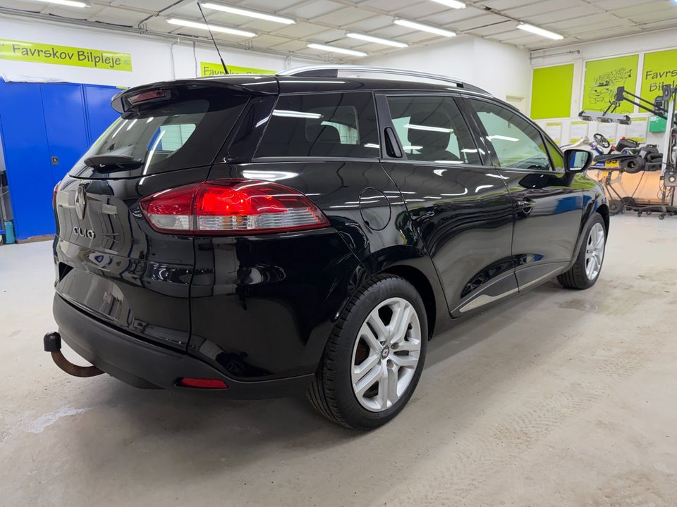 Renault Clio IV 0,9 TCe 90 Zen Sport Tourer 5d