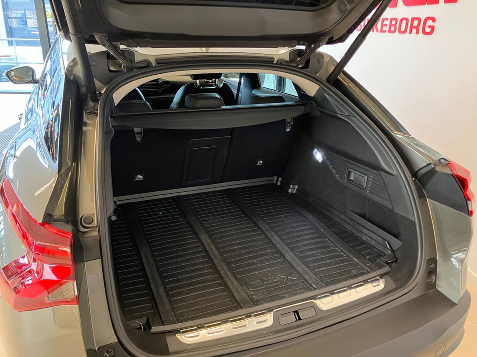 Citroën C5 X 1,6 Hybrid Palais EAT8 5d