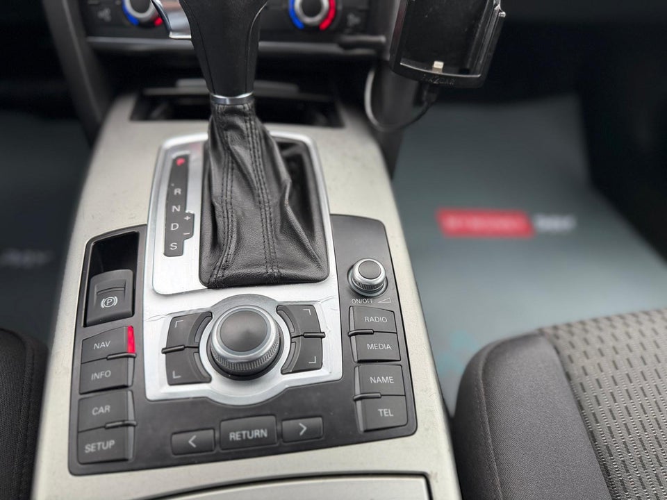 Audi A6 2,4 V6 Avant Multitr. 5d
