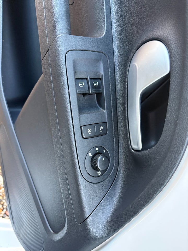 VW Up! 1,0 MPi 60 Move Up! BMT 5d