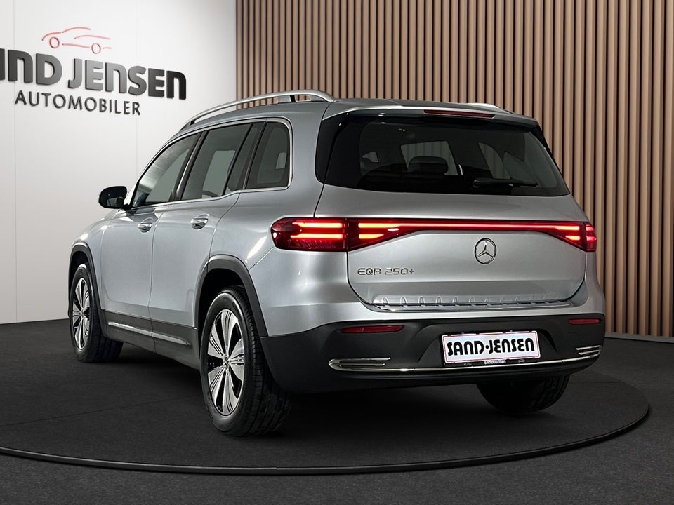 Mercedes EQB250+ Progressive 5d