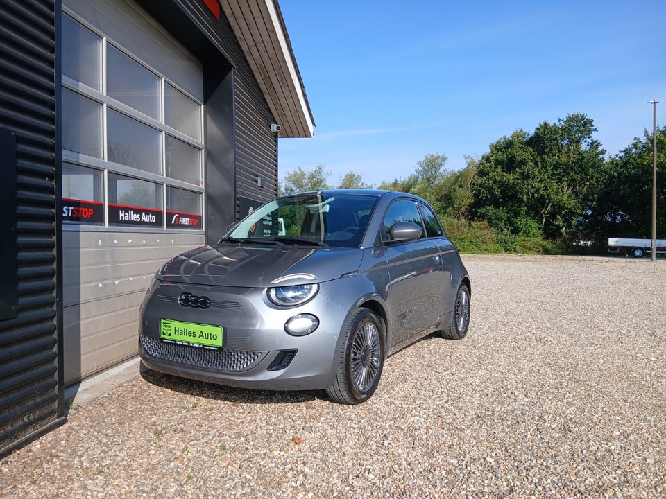 Fiat 500e 42 Icon 3+1 4d
