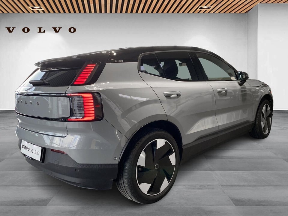 Volvo EX30 Extended Range Ultra 5d