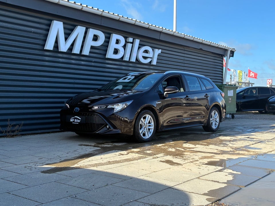 Toyota Corolla 1,8 Hybrid H3 Premium Touring Sports MDS 5d