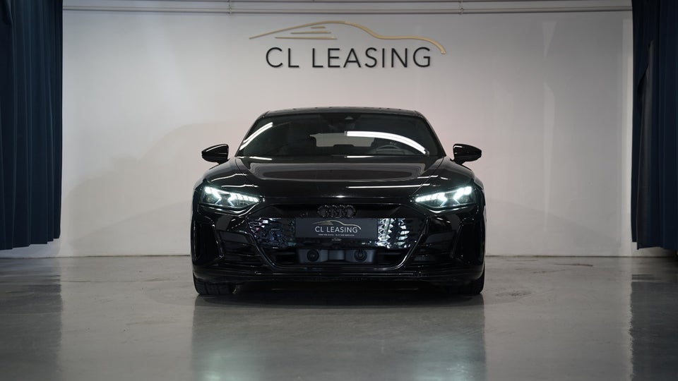 Audi e-tron GT quattro 4d