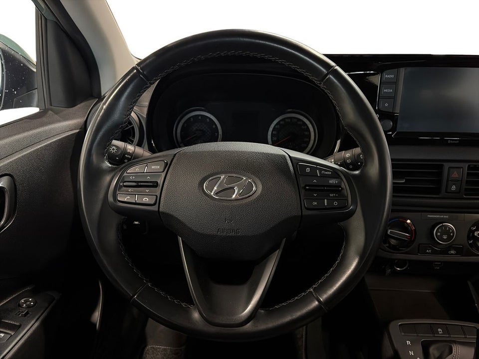 Hyundai i10 1,0 MPi Essential AMT 5d