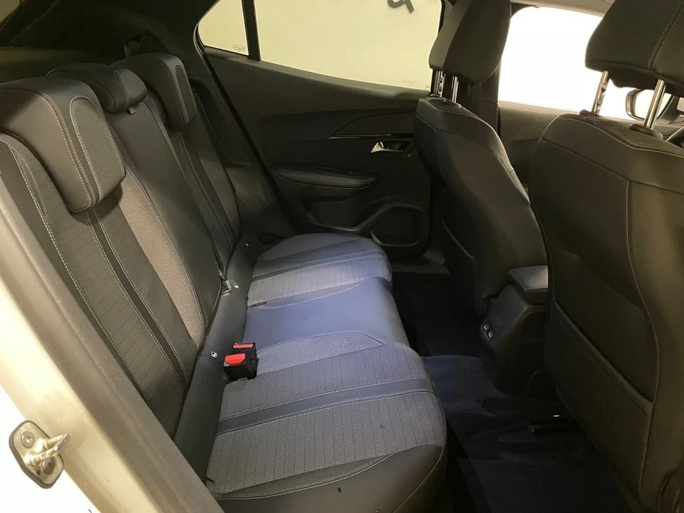 Peugeot e-2008 50 Allure Pack 5d