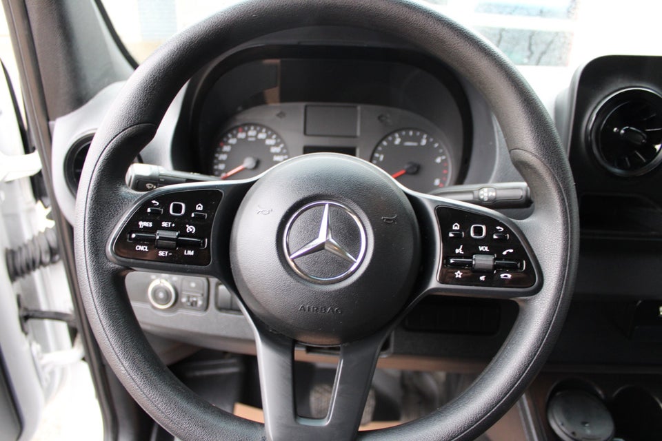 Mercedes Sprinter 317 2,0 CDi A3 Kassevogn aut. RWD