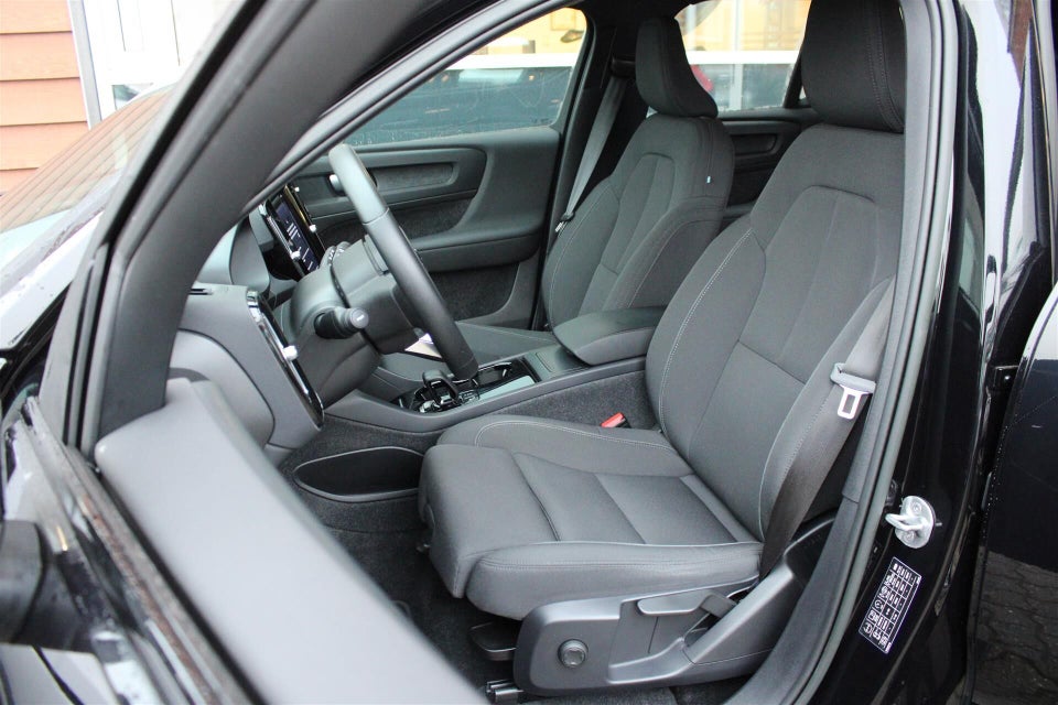 Volvo XC40 P8 ReCharge Twin Plus 5d