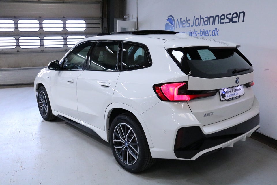 BMW iX1 eDrive20 M-Sport 5d